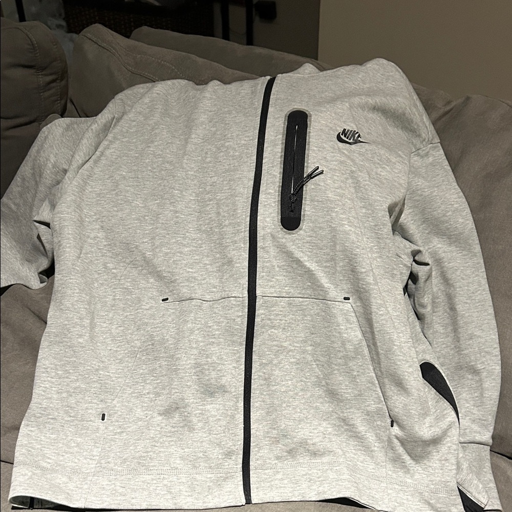 Nike Tech